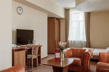 Номер-студия в Гостинице Максима Ирбис